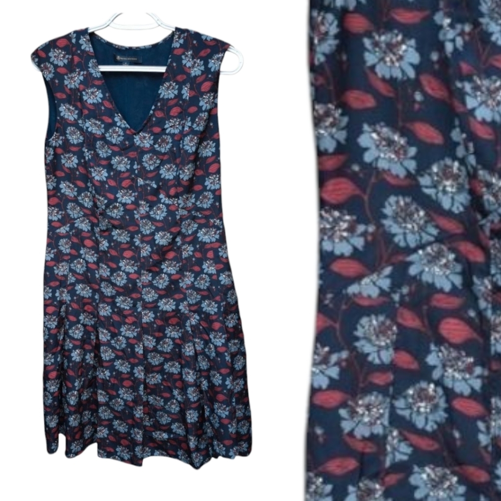 Brooks Brothers Floral Preppy Vneck Pleated Pullover Partial Side Zip Dress 6